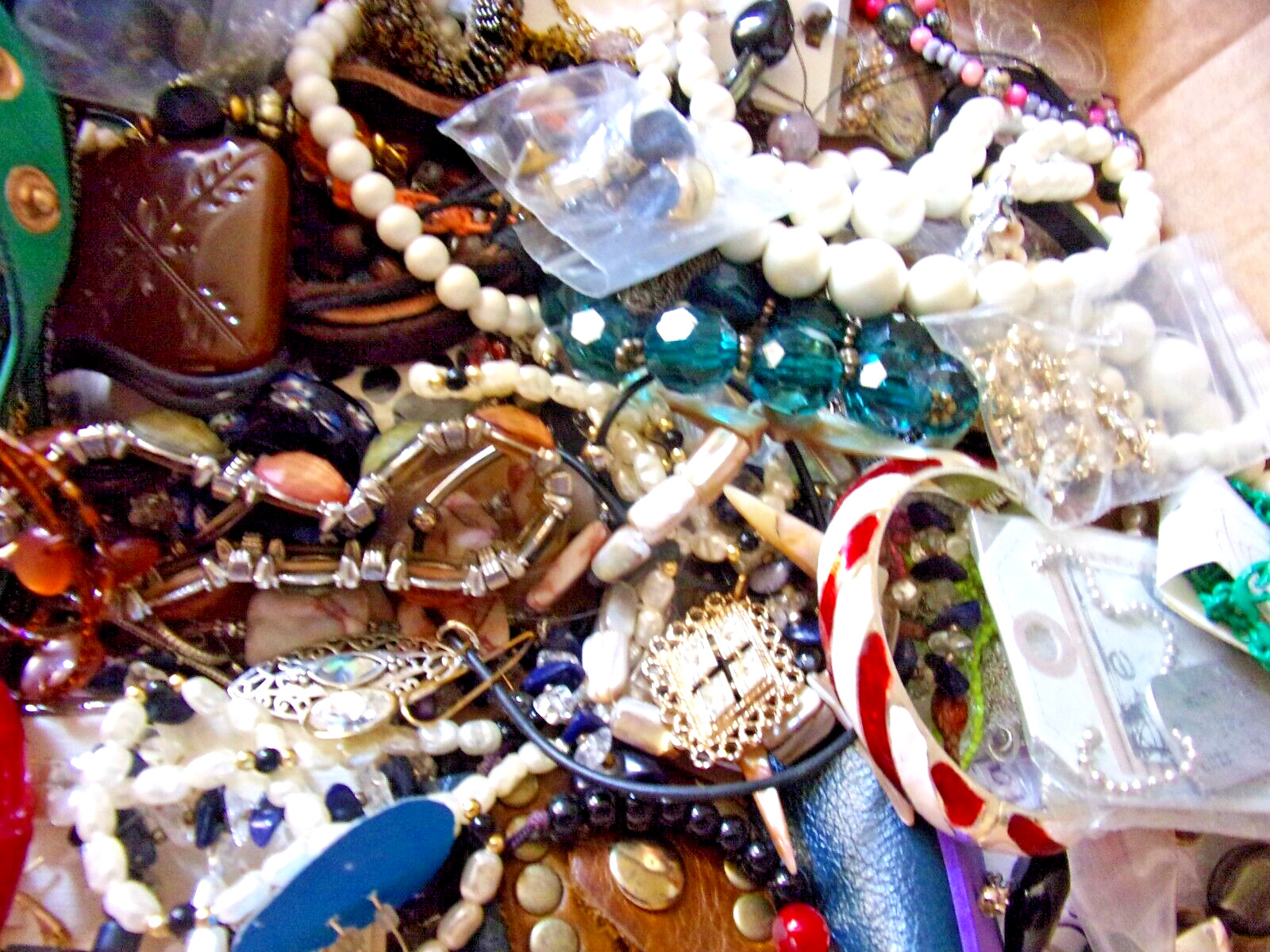 Huge Junk Jewelry Lot 3Lbs Most Wearable Some For… - image 2