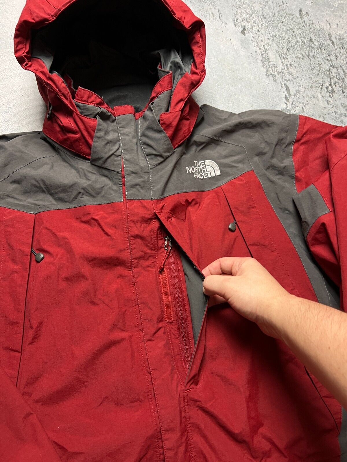 The North Face 00s Mountain Jacket Goretex Red Ra… - image 12