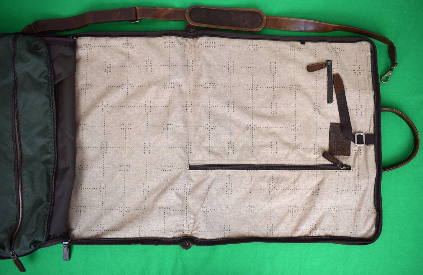 "Moore & Giles Gravely Garment Bag Olive & Titan … - image 4