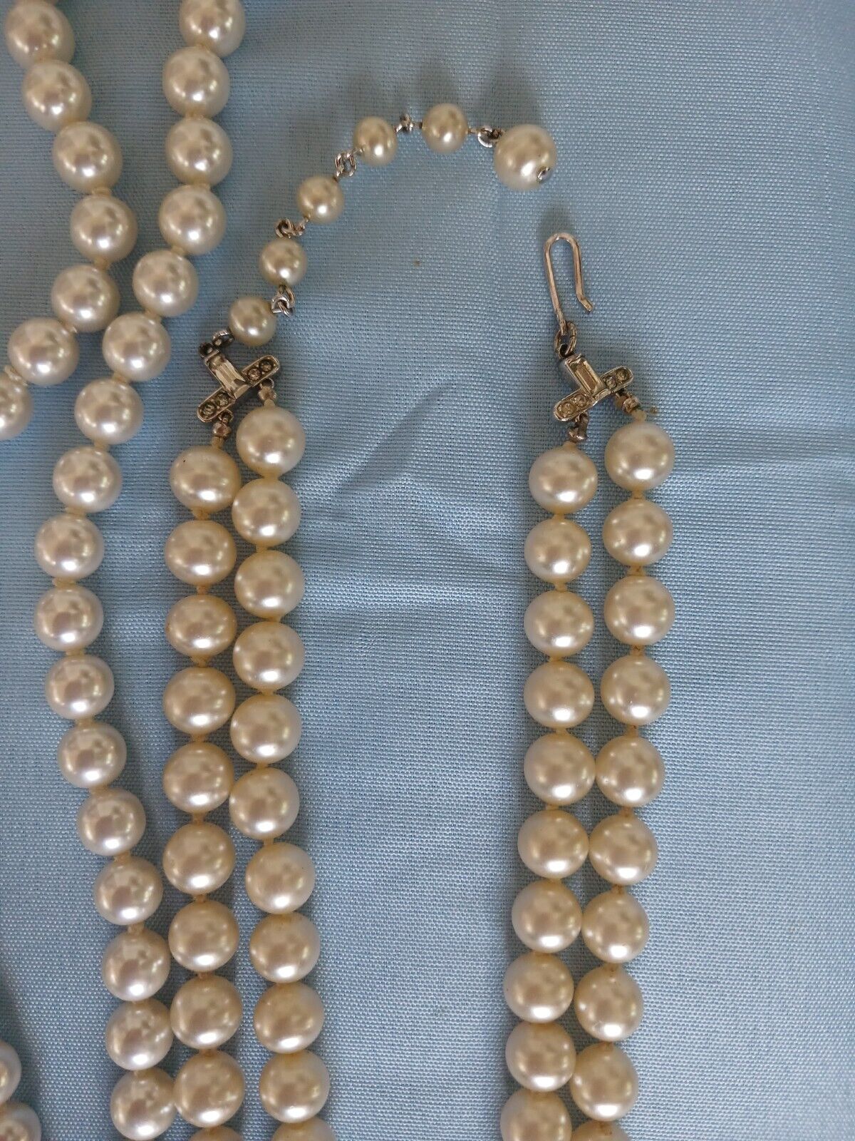 LOT OF 5 VINTAGE FAUX PEARL NECKLACES - image 5