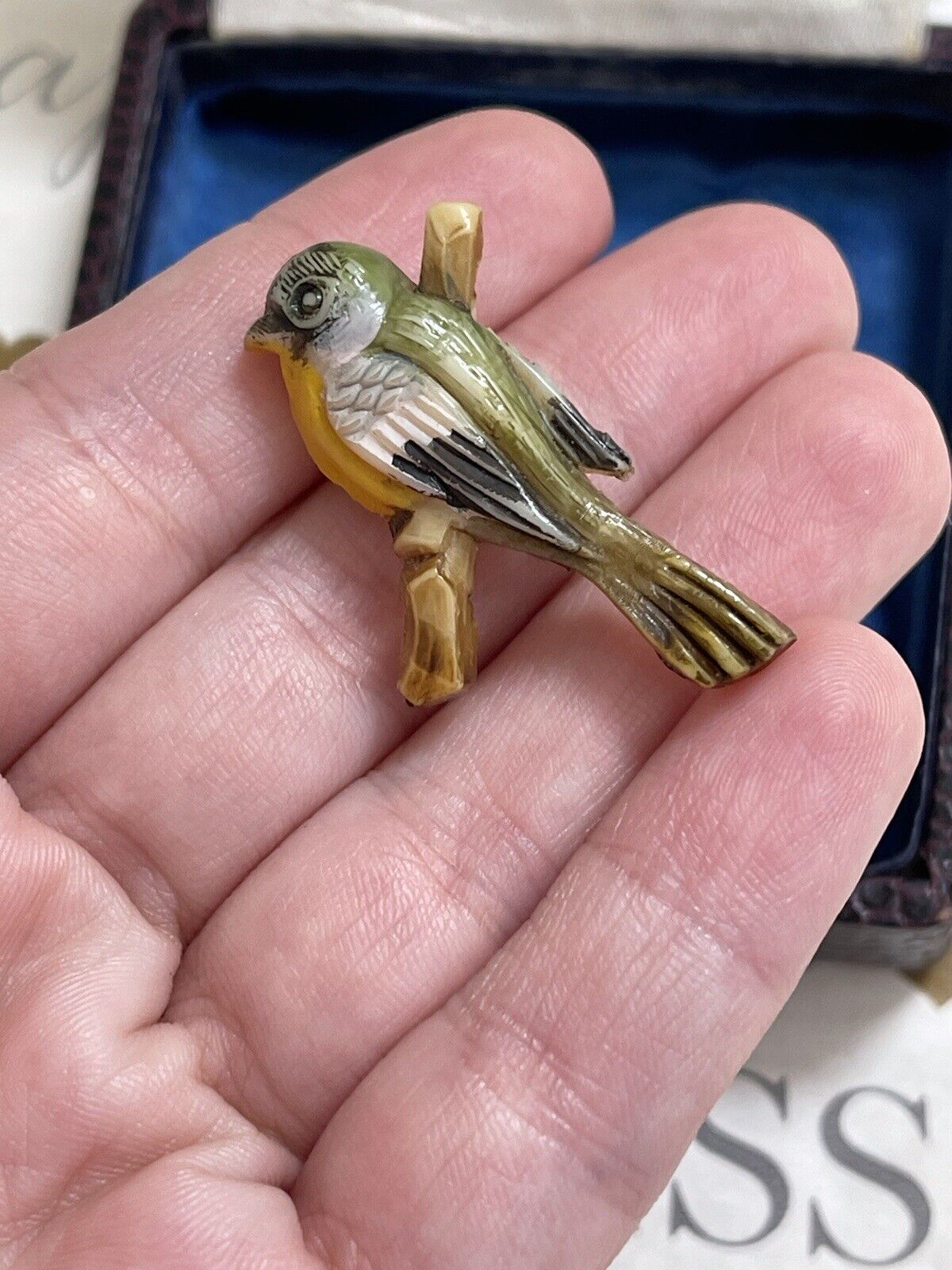 Antique Bird brooch 1900s Celluloid Early Plastic… - image 12