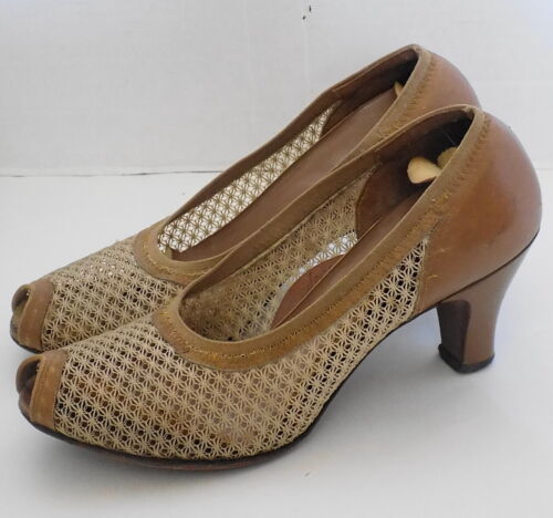 Vintage 40s 50s Light Brown Leather Mesh Peep Toe… - image 1