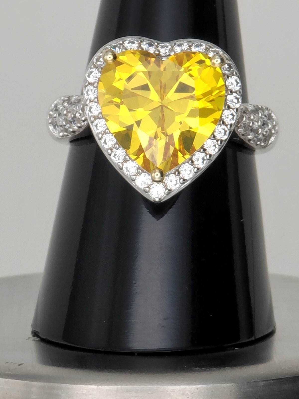 JTV BELLA LUCE CANARY & WHITE DIAMOND SIMULANTS R… - image 1