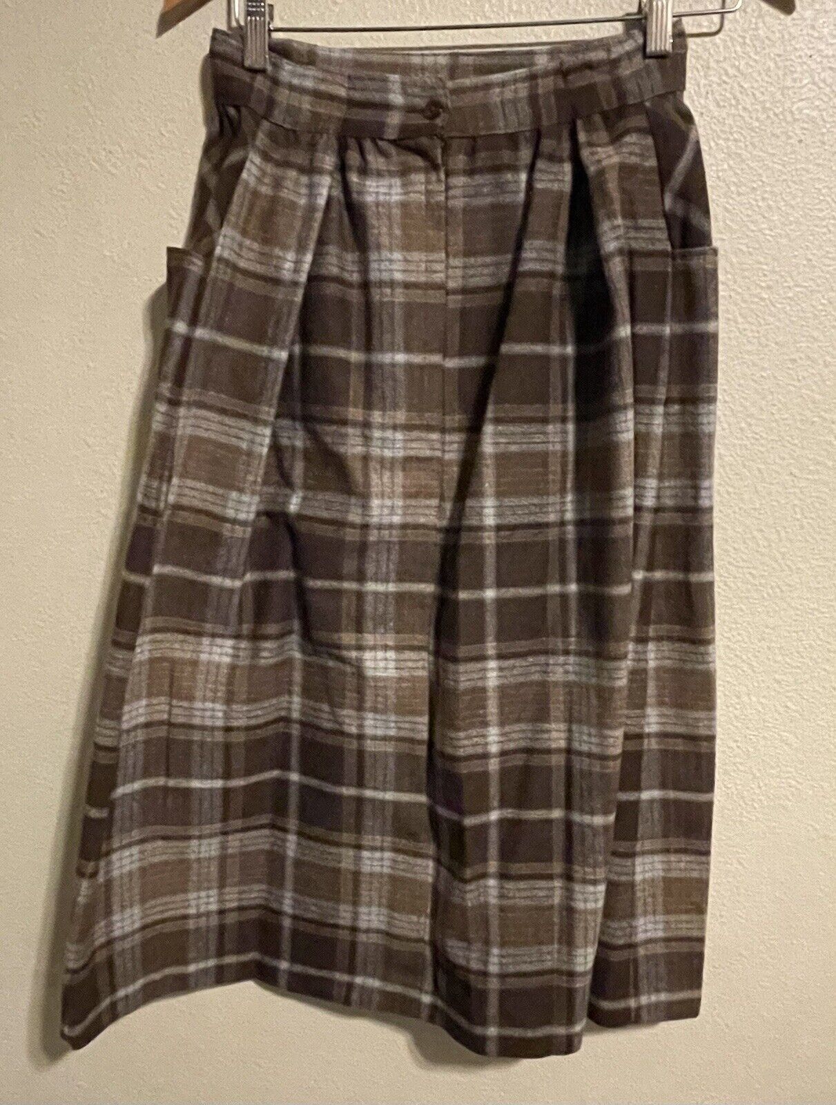 Vtg ILGWU Women's Wool Blend Pleated Plaid Midi S… - image 2