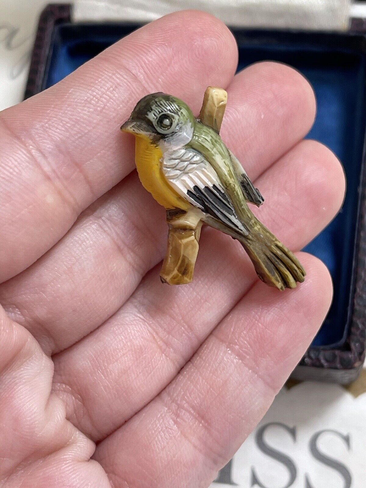 Antique Bird brooch 1900s Celluloid Early Plastic… - image 10