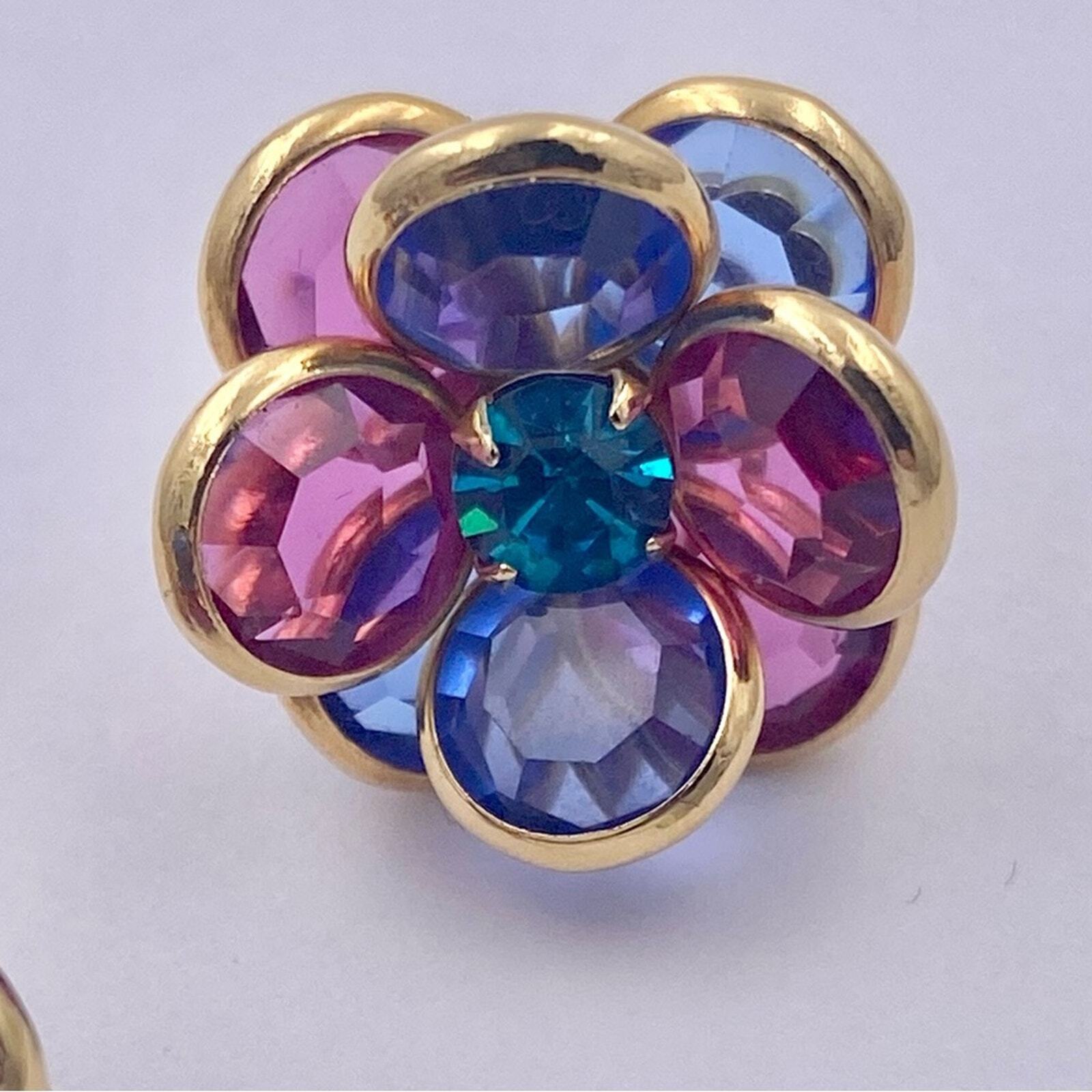 Vintage Pink and Blue Glass Disc Petal Flower Pie… - image 9