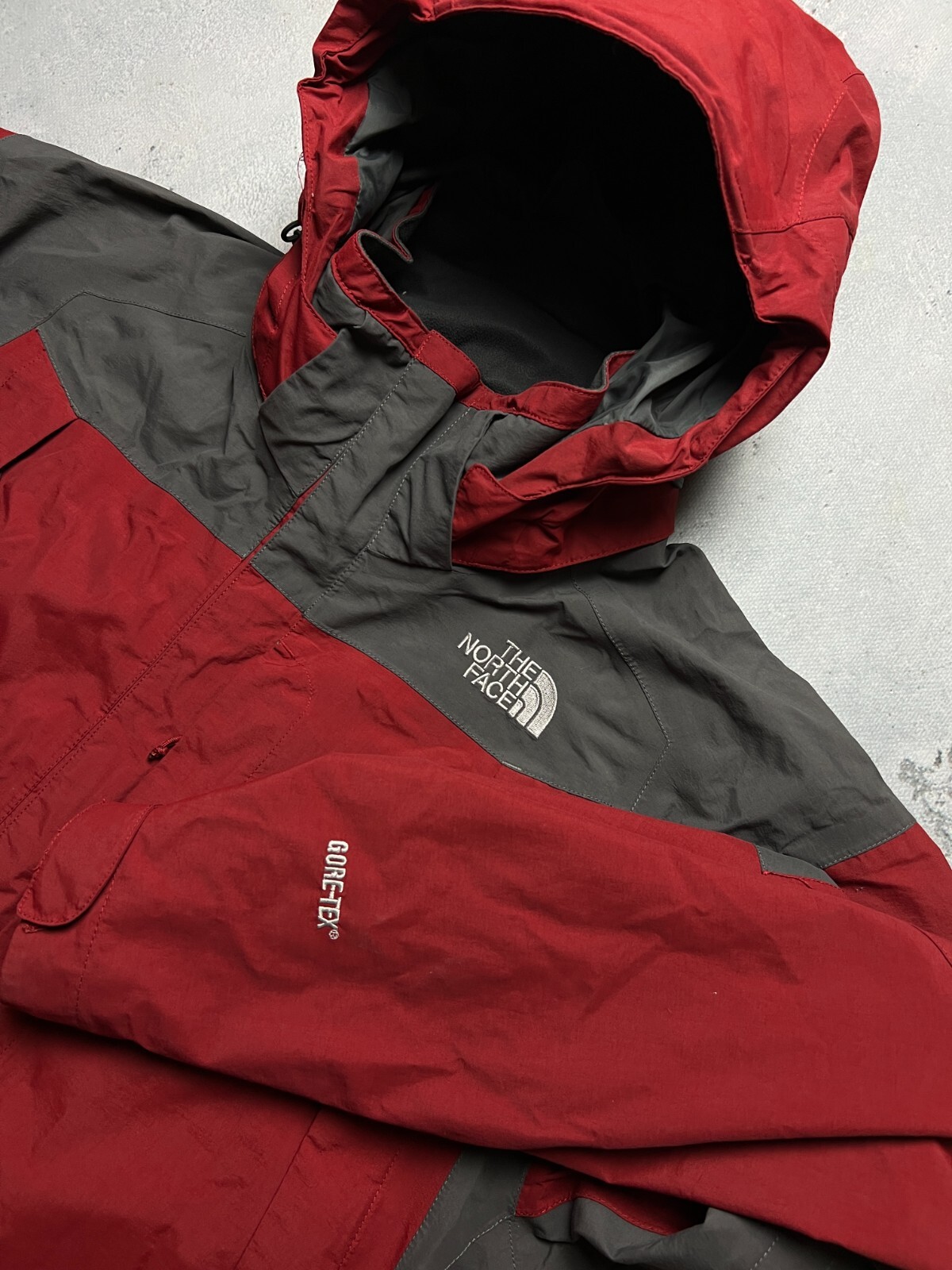 The North Face 00s Mountain Jacket Goretex Red Ra… - image 6