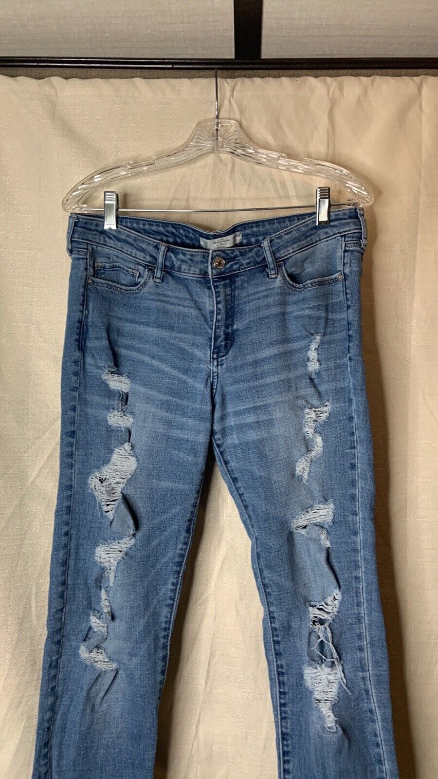 abercrombie and fitch distressed skinny jeans 10R - image 3