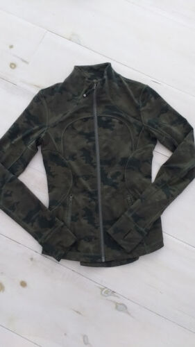 Lululemon Savasana Fatique Green Camo Forme Jacket