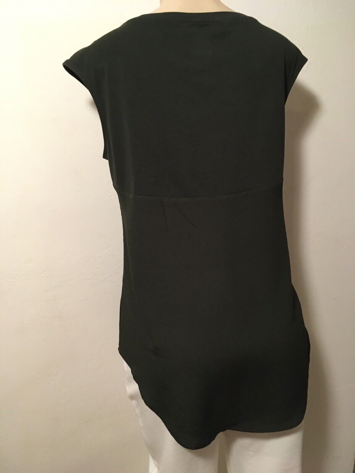 Soft Surroundings Top Dark Olive Green Sleeveless… - image 3