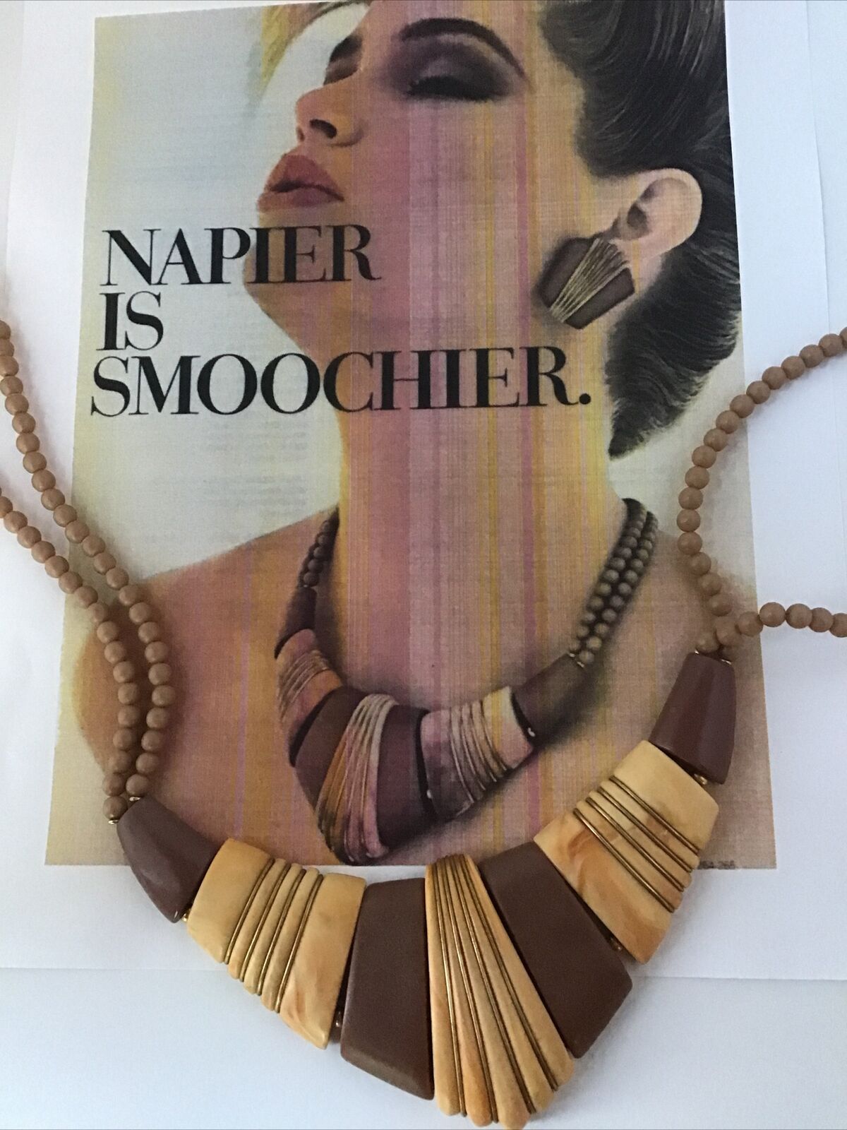 VINTAGE 80'S CHUNKY “Smoochier” NECKLACE BY NAPIE… - image 1