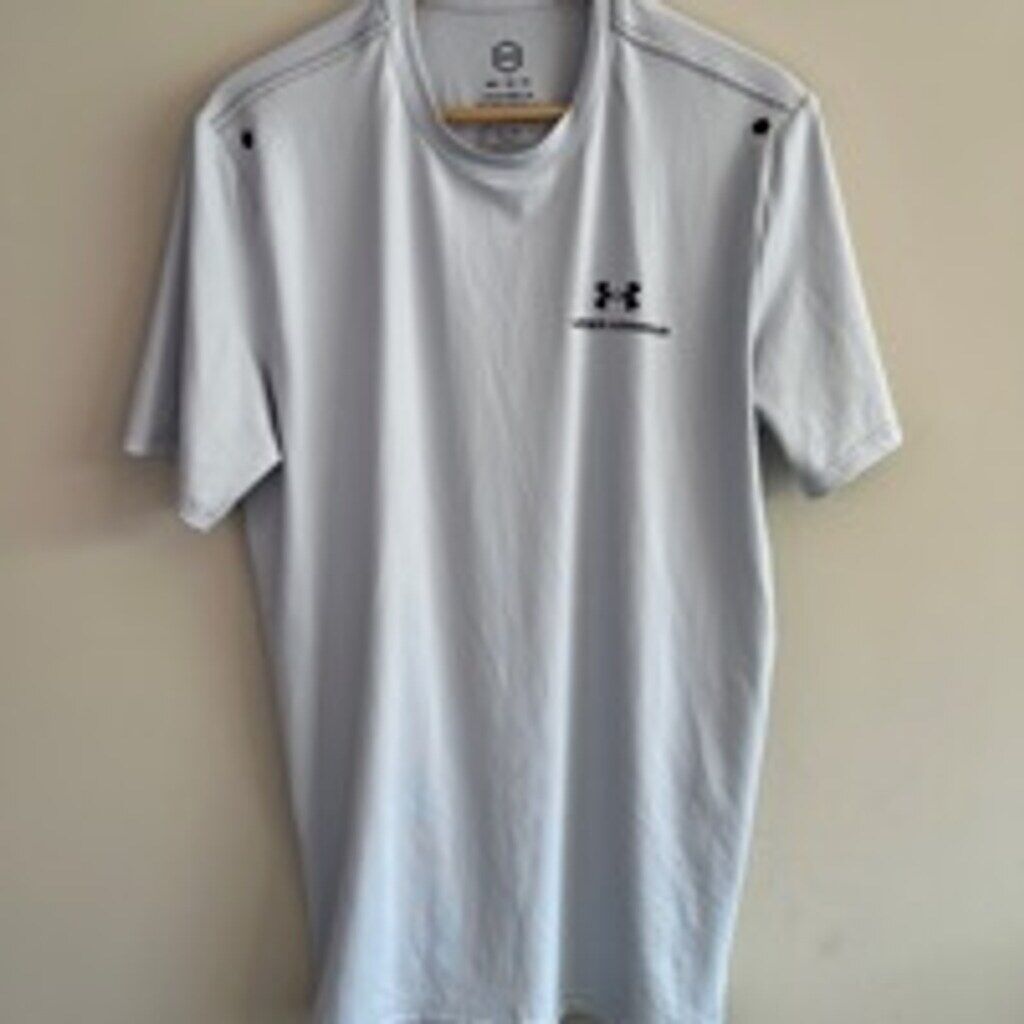 Under Armour UA Rush Shirt Size Medium White Loose - image 1