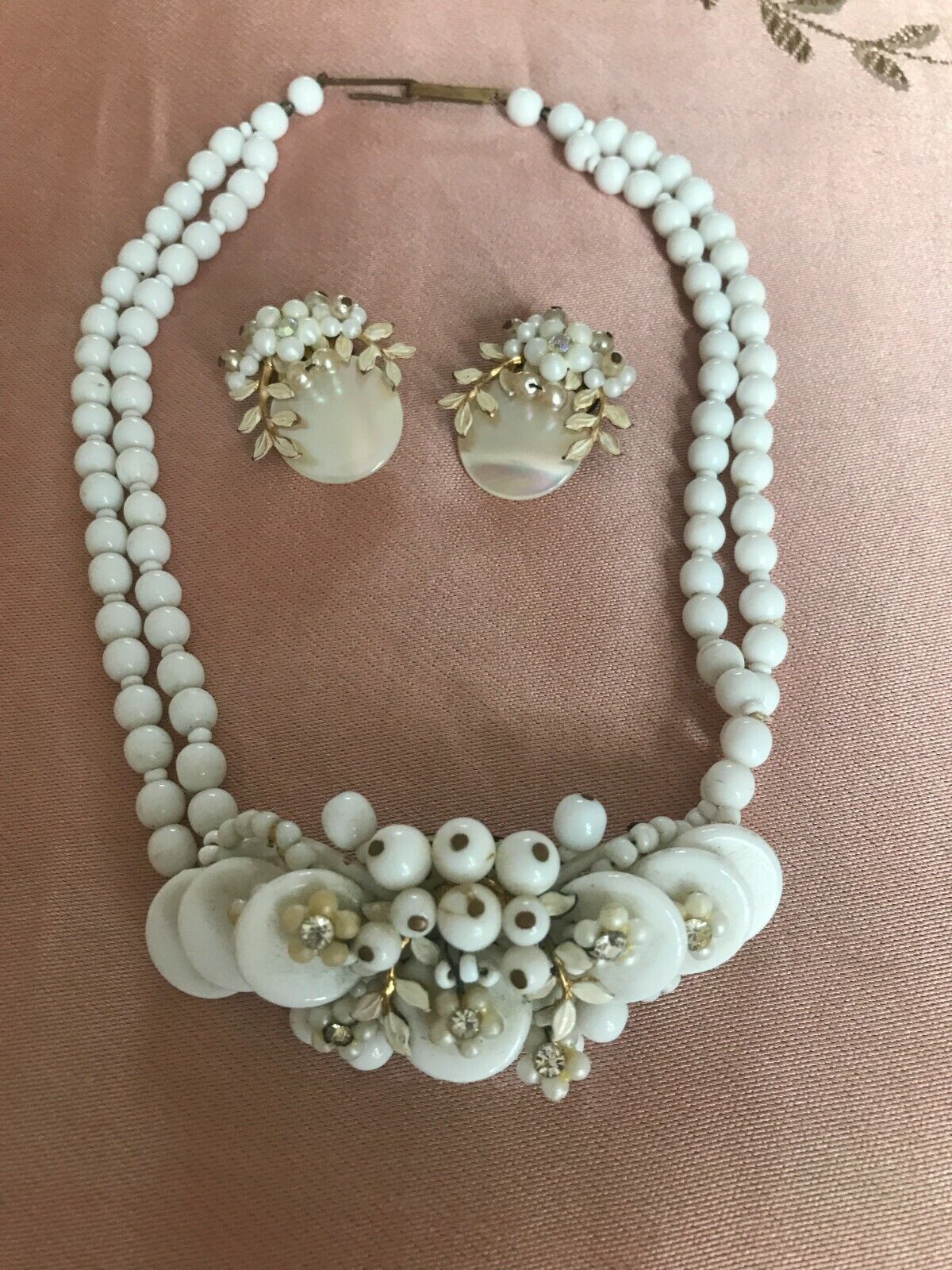 vtg '50 MIRIAM HASKELL ?  milk glass flowers faux… - image 1