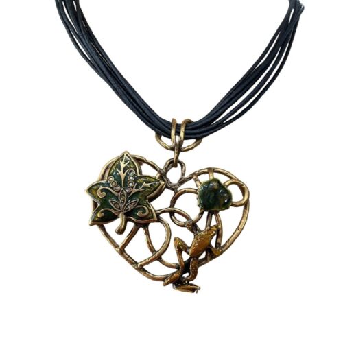 Vintage Necklace Frog Heart Leaf Filigree Pendant… - image 1