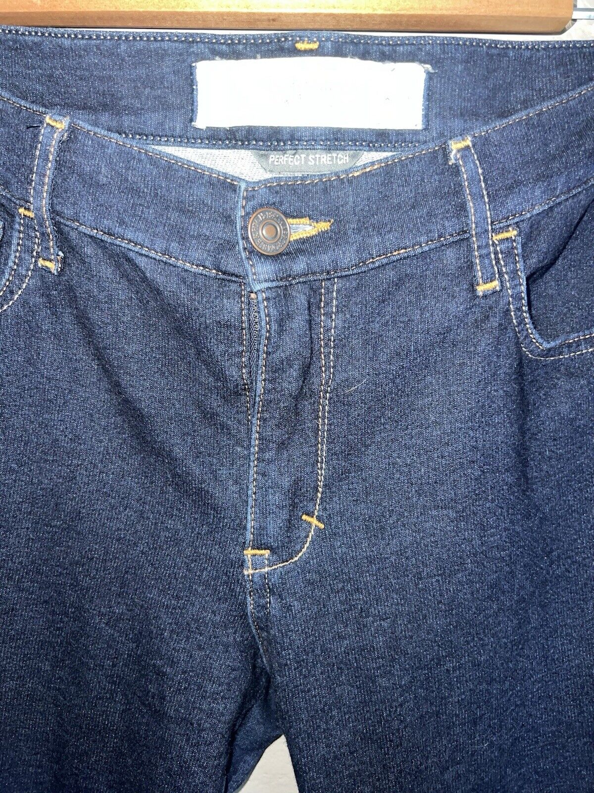 Women's Abercrombie and Fitch Jeans Dark Blue Per… - image 3