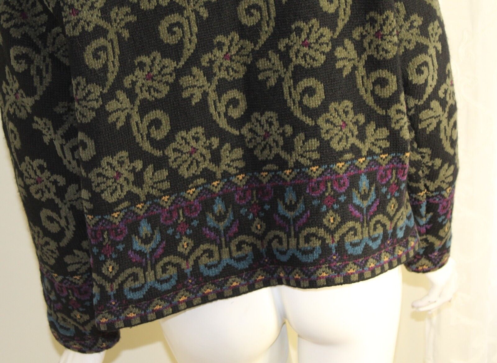 Icelandic Design Sz L Gorgeous Wool Chenille Asia… - image 11