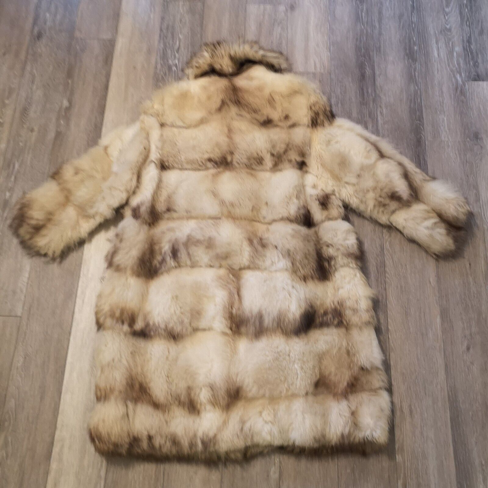 Vintage '70s Ladies 3/4 Fox Fur Coat Petite Custo… - image 16