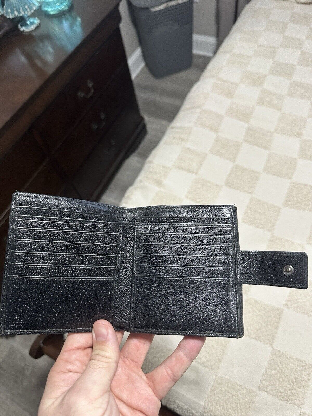 Vintage Gucci Wallet 100% Authentic - image 8