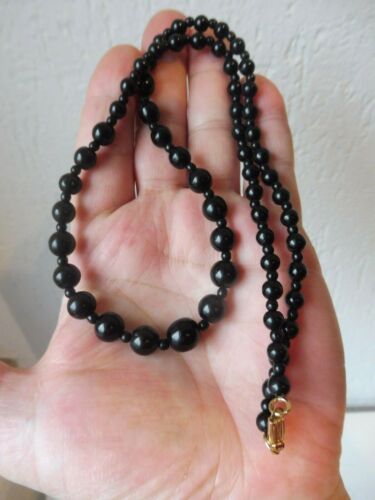 Beautiful pearl necklace, Onyx, black, bead chain,