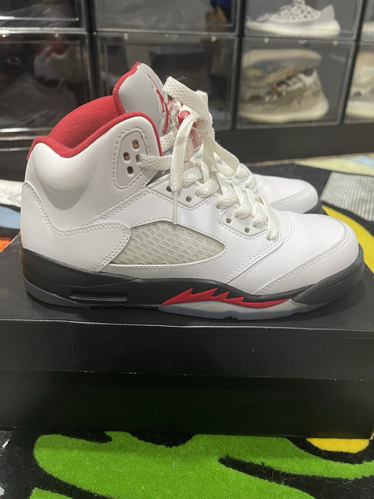 Air Jordan 5 -  Retro Fire Red - Size Sz 5Y (GS) … - image 1