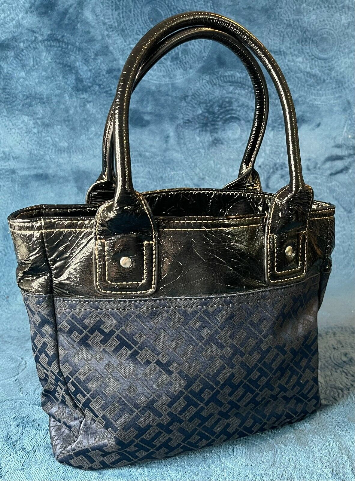 Tommy Hilfiger Navy Blue & Black Designer Handbag… - image 2