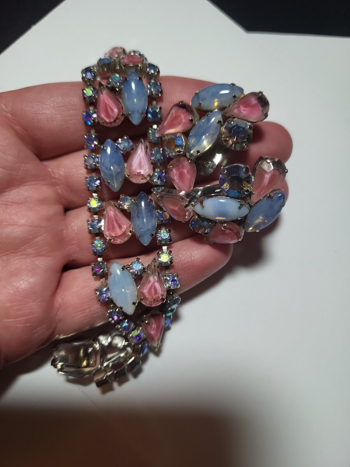 VINTAGE PASTEL PINK BLUE RHINESTONE BRACELET & CL… - image 4