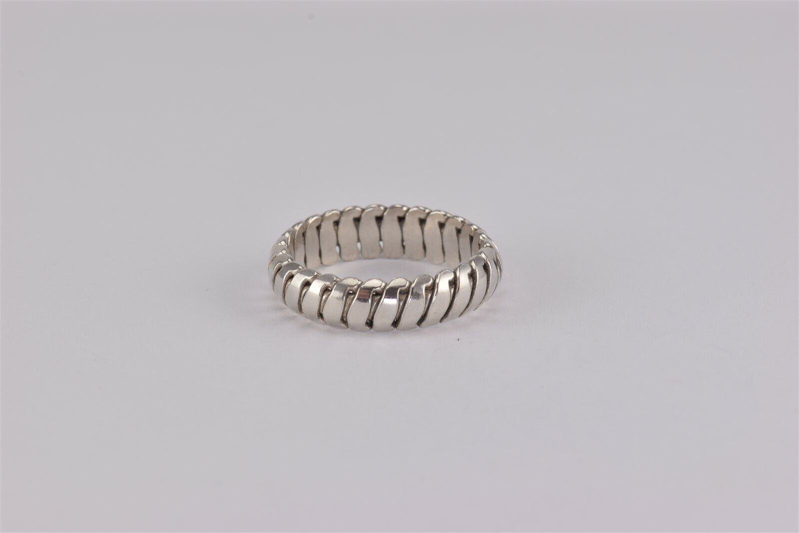 Sterling Silver 5.5mm Coiled Rounded Band Ring 92… - image 6