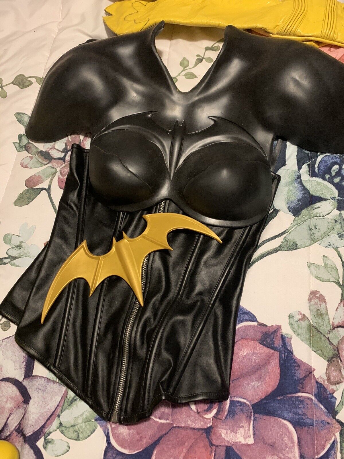 Batgirl Cosplay Costume Pieces - image 5