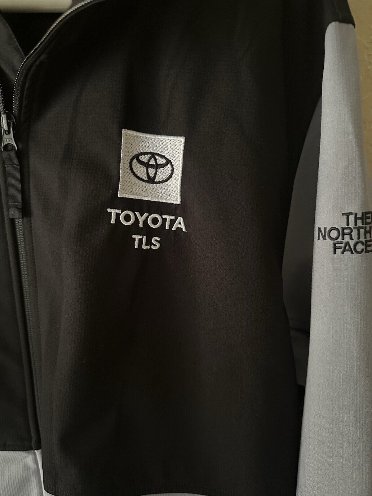 The North Face Custom Toyota  Co-Branded Soft She… - image 11