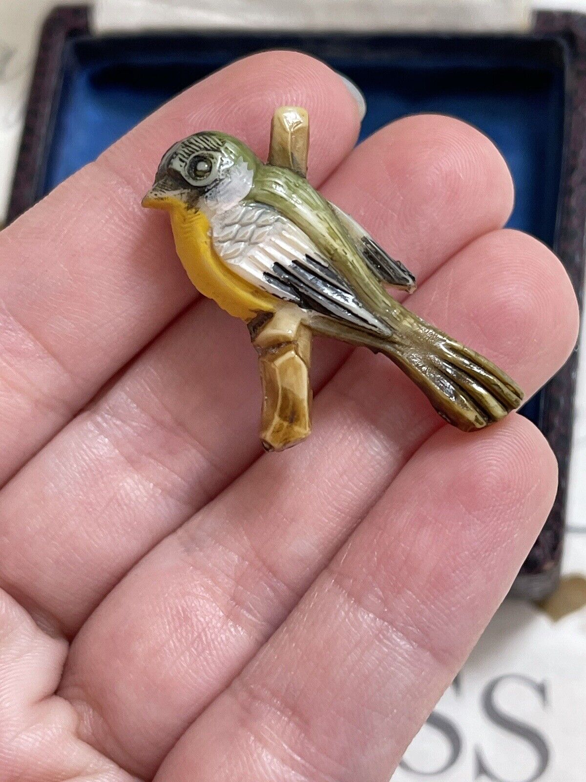 Antique Bird brooch 1900s Celluloid Early Plastic… - image 7