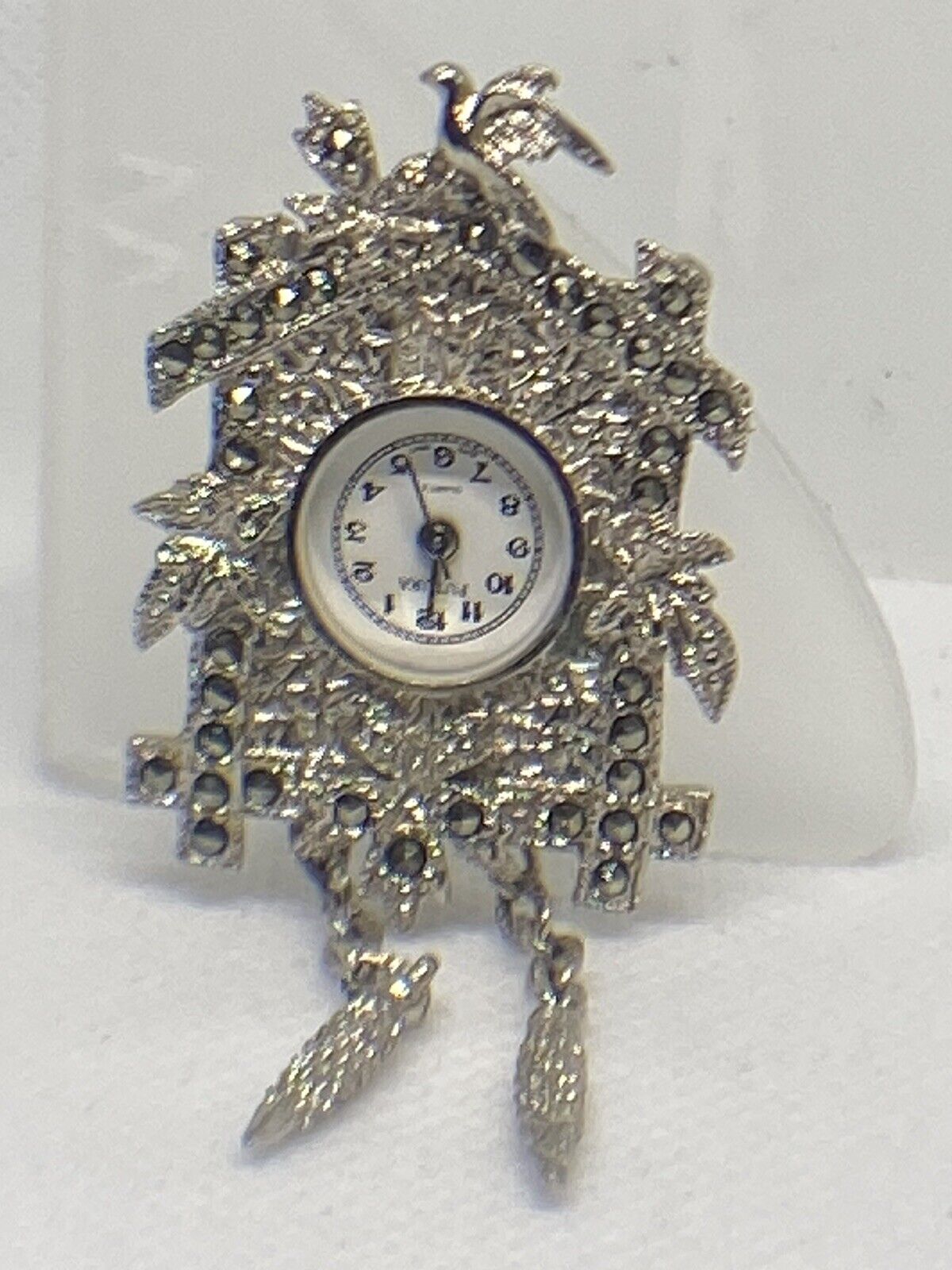 VINTAGE Rhinestone CUCKOO CLOCK WITH BIRD Pendant… - image 2