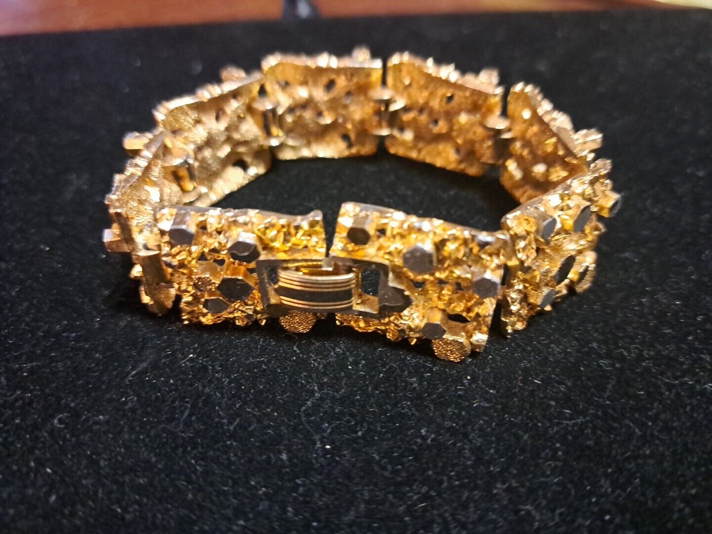 Vintage 1960's Gold Tone Modernist Bracelet - image 5