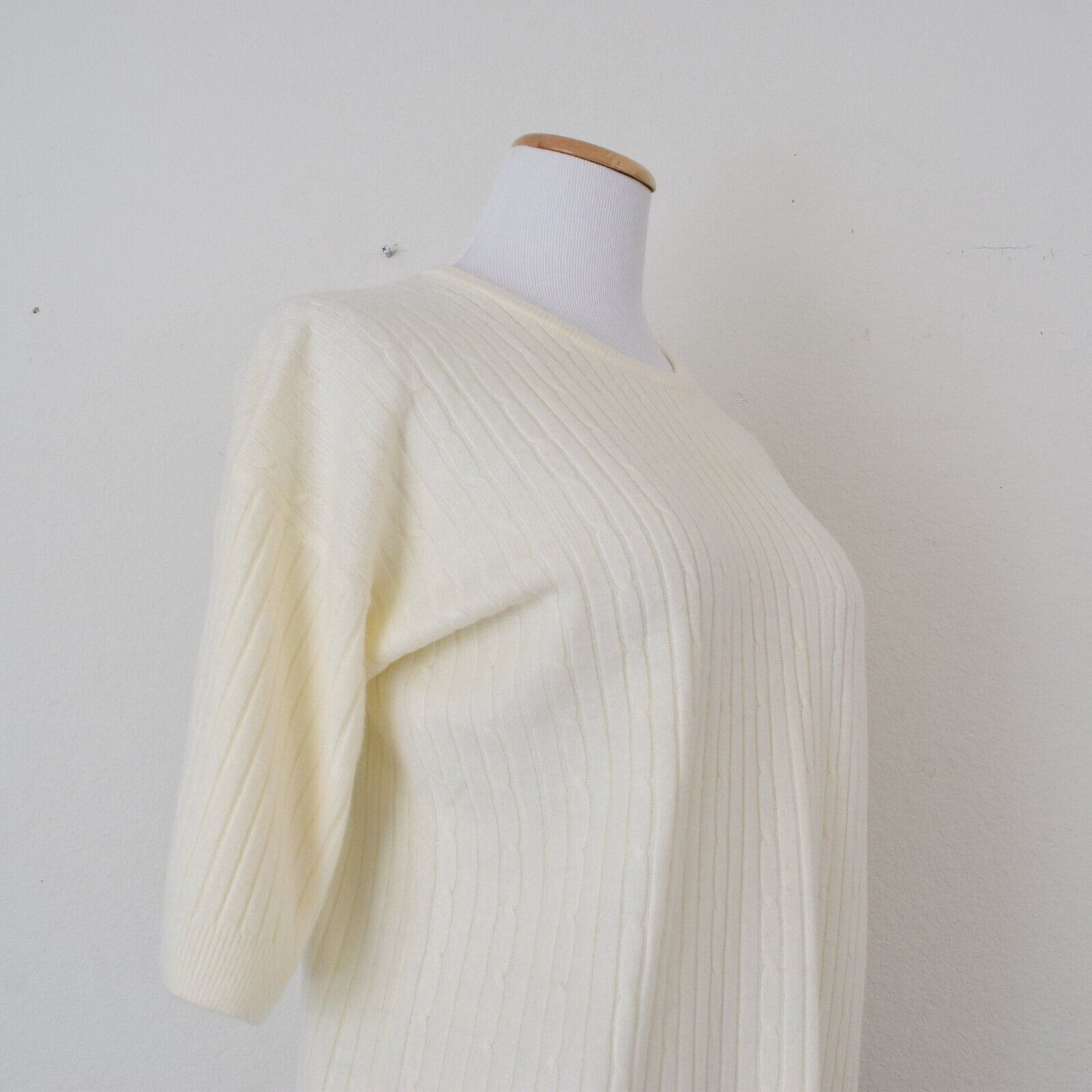 Vintage 80s/90s Beige Acrylic Knit Pullover Top |… - image 4