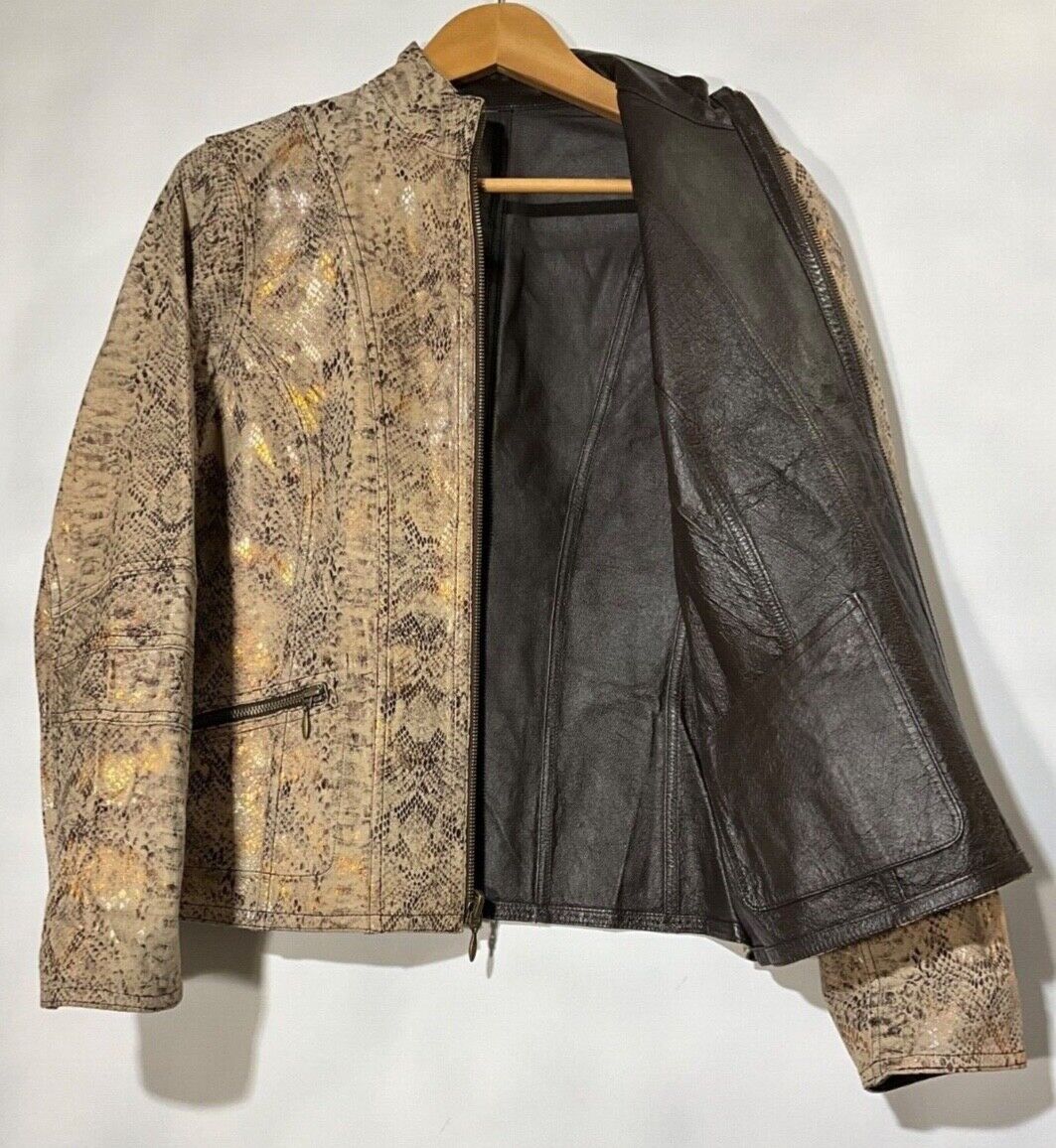 Unique women’s reversible brown leather jacket sz… - image 1