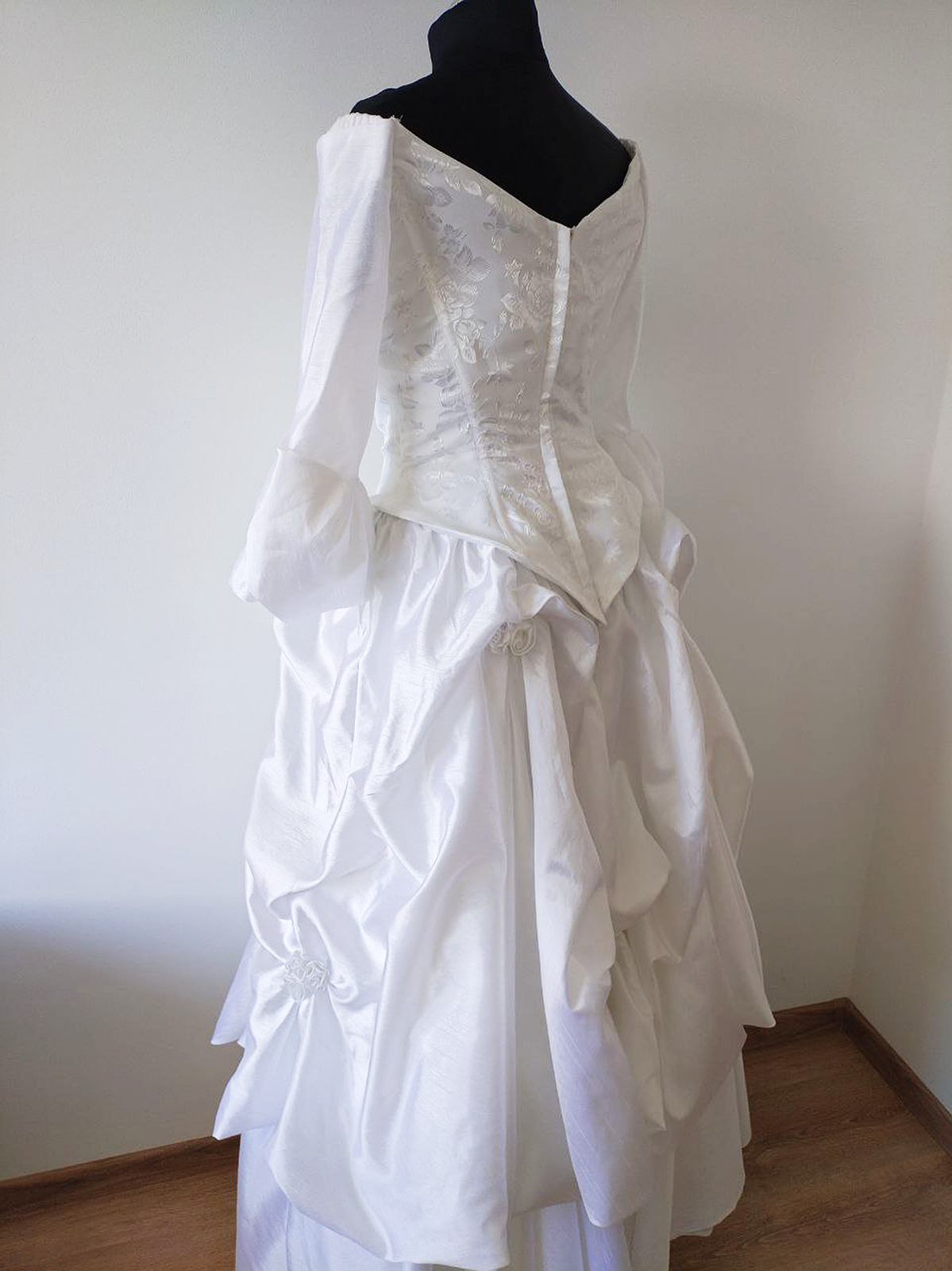 Vintage wedding dress Victorian style Full skirt … - image 10