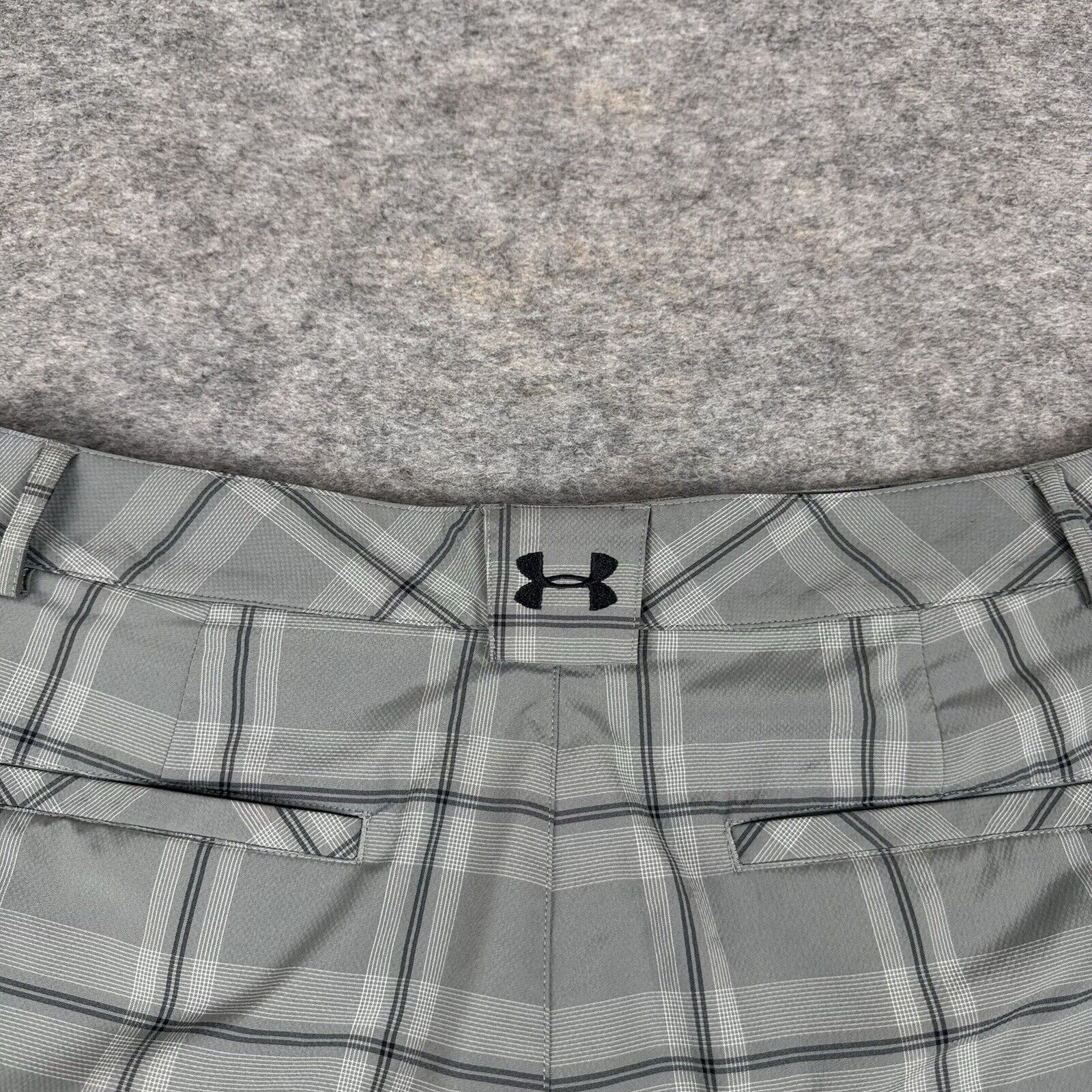 Under Armour Golf Shorts Plaid Gray Mens 36 - image 8