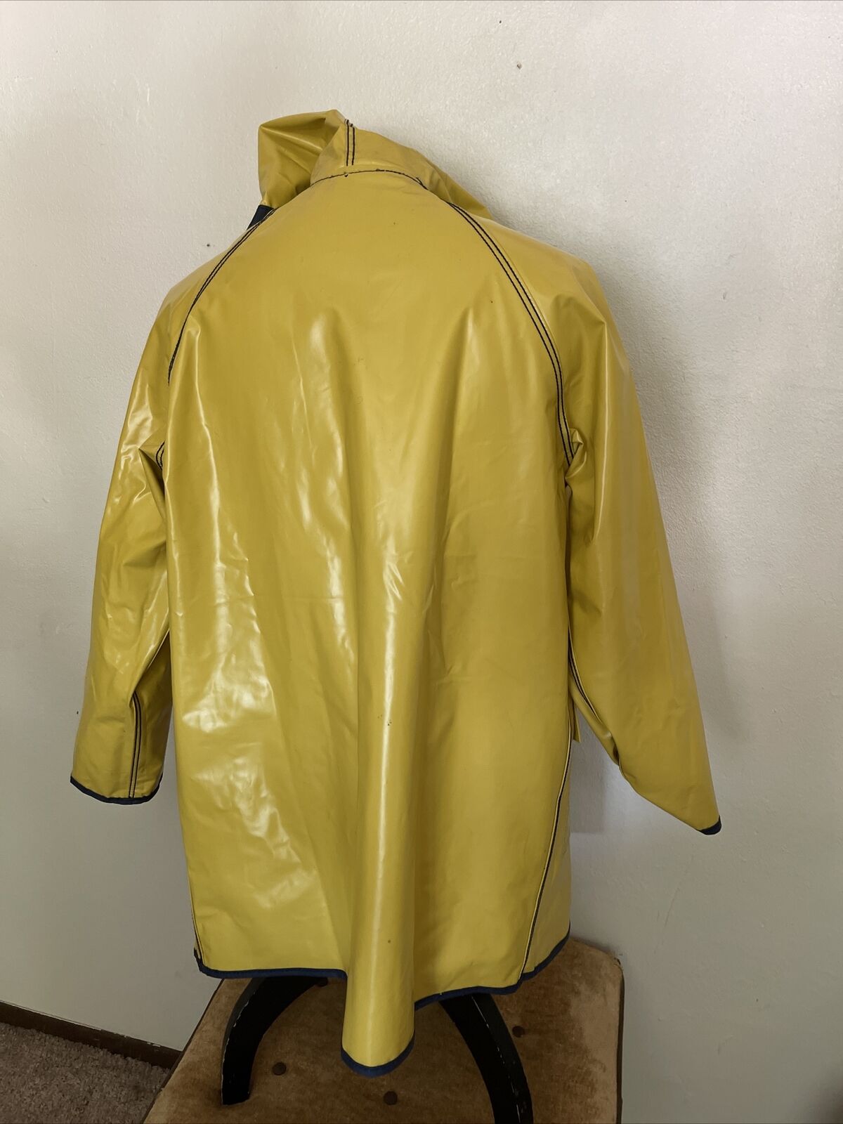 IZOD Lacoste Vintage 80s Rain Coat Jacket Reversi… - image 10