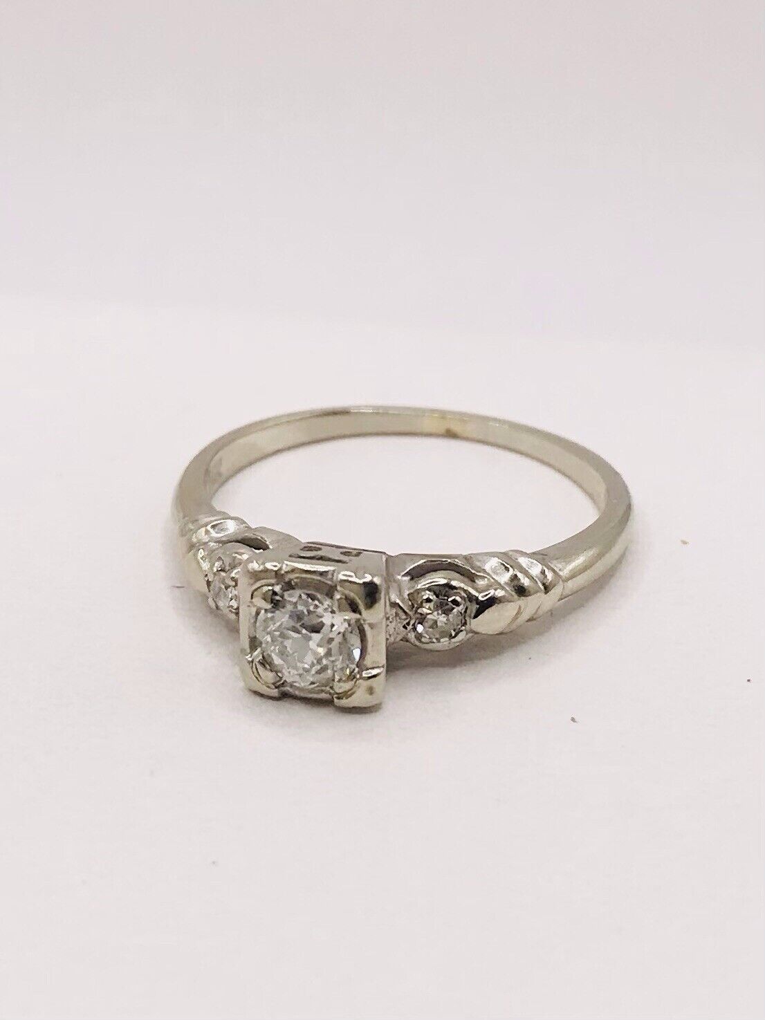 14k White Gold Natural Diamonds Ring - image 6