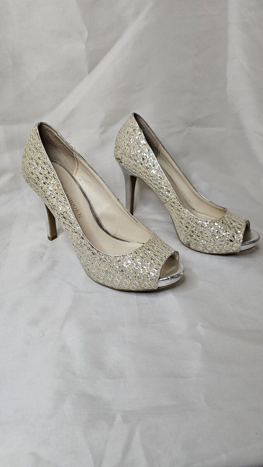 Audrey Brooke Gold Sparkle Peep Toe Heels Women S… - image 1