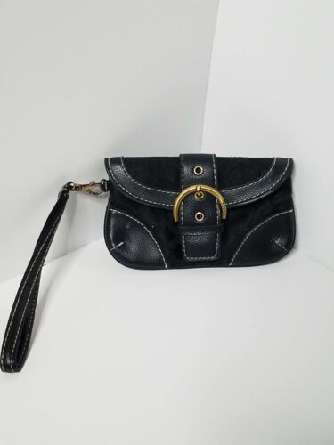 COACH Soho Vintage BLACK LEATHER Buckle Flap Wris… - image 1