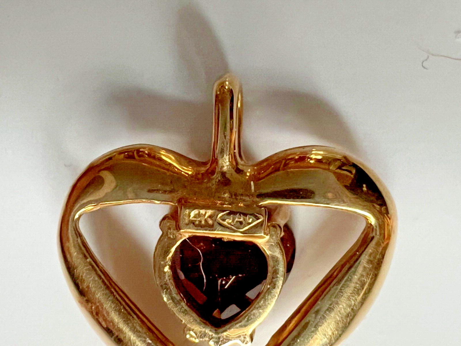 14K Heart shaped pendant with Heart shaped Garnet… - image 4