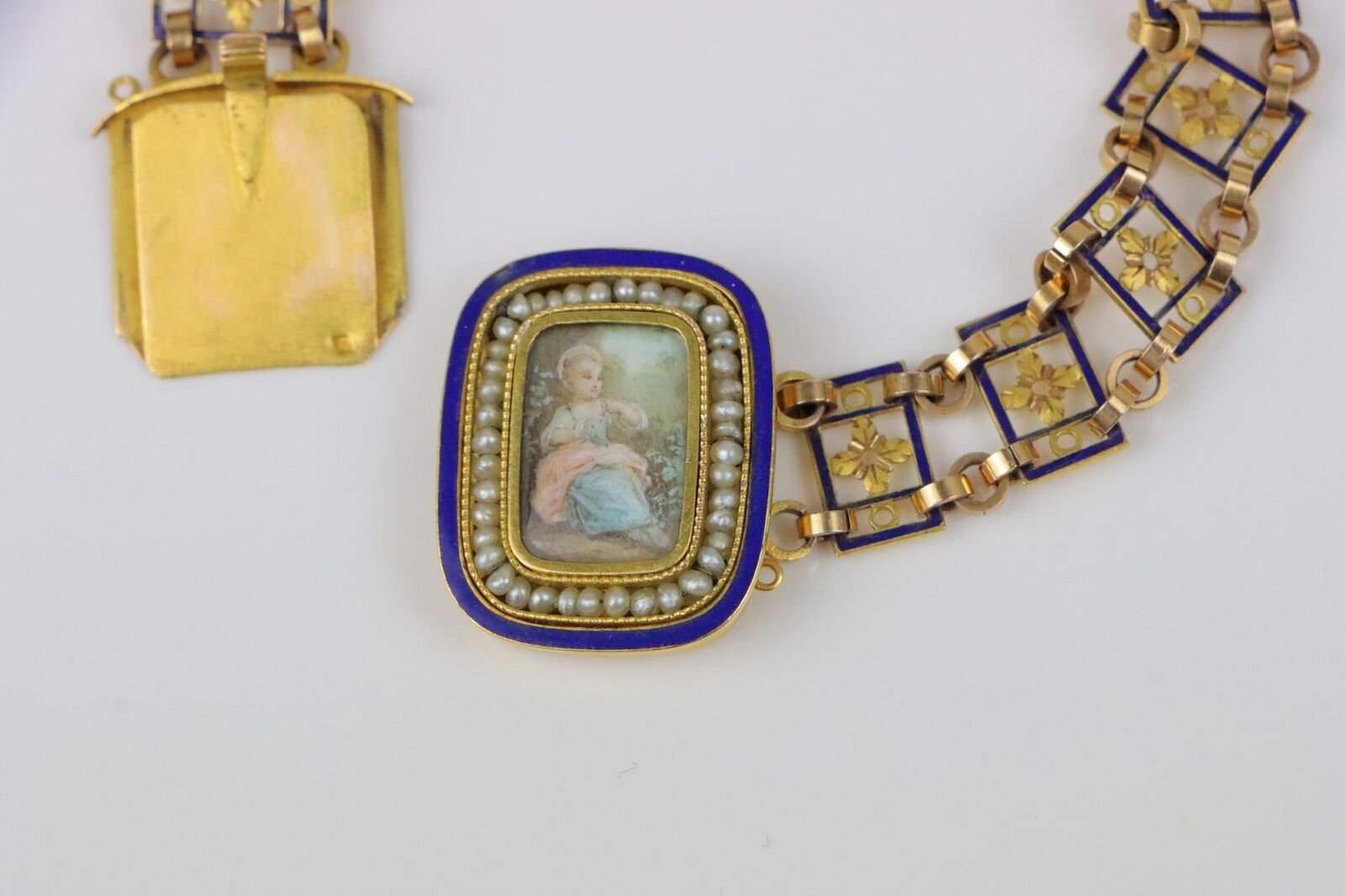 Antique 18K Gold Hand Painted Portrait Enamel Pea… - image 5