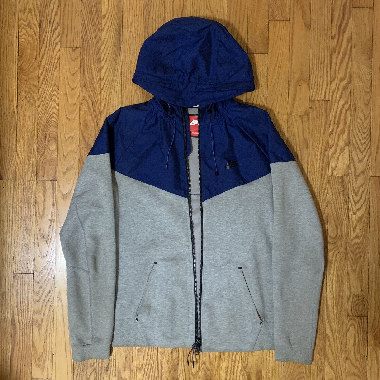 nike tech fleece hoodie - image 1