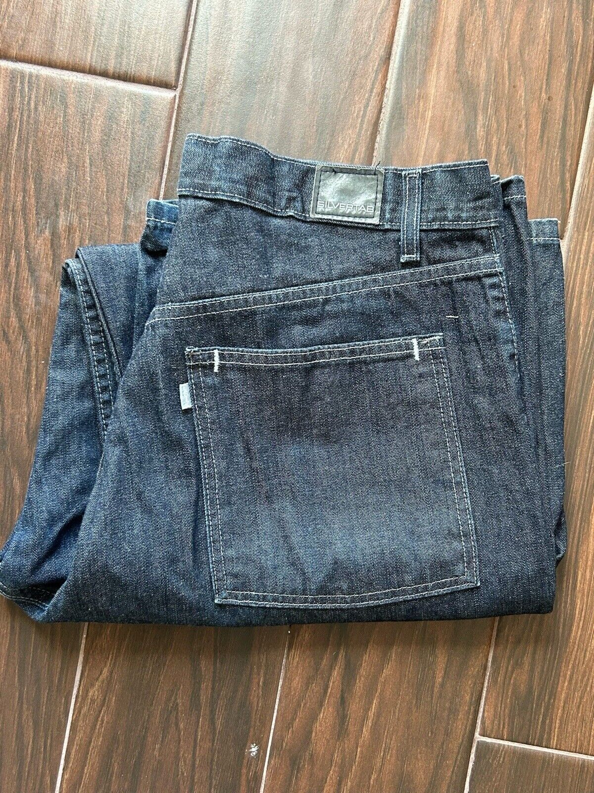 Vintage Levi's SilverTab Jeans Men's 36x32* Low L… - image 1