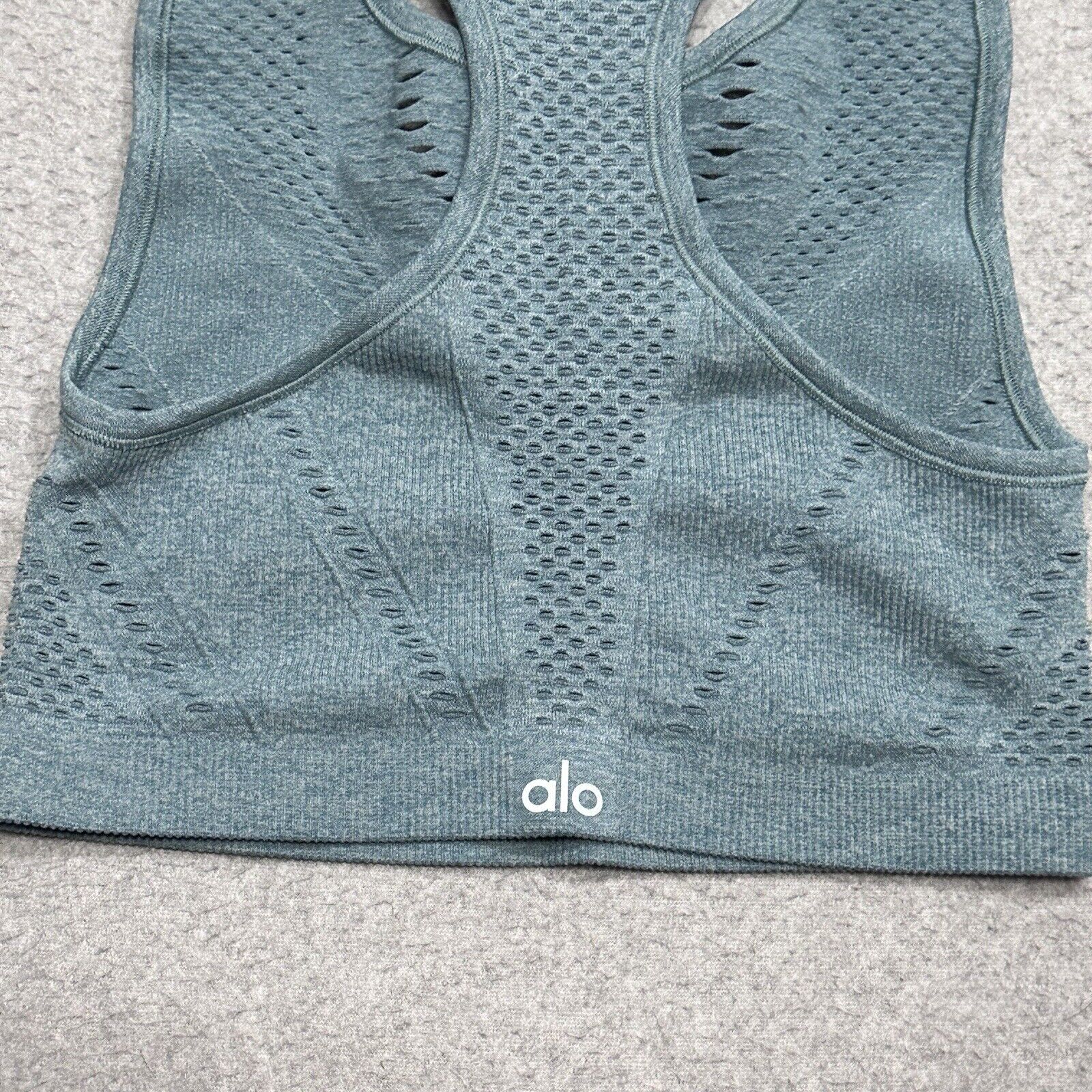 Alo Yoga Women’s Blue Lark Crop Top Sports Bra Si… - image 4