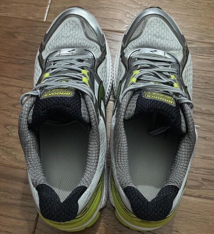 BROOKS GHOST LIME AND GREY BROOKS GHOST SIZE MEDI… - image 5