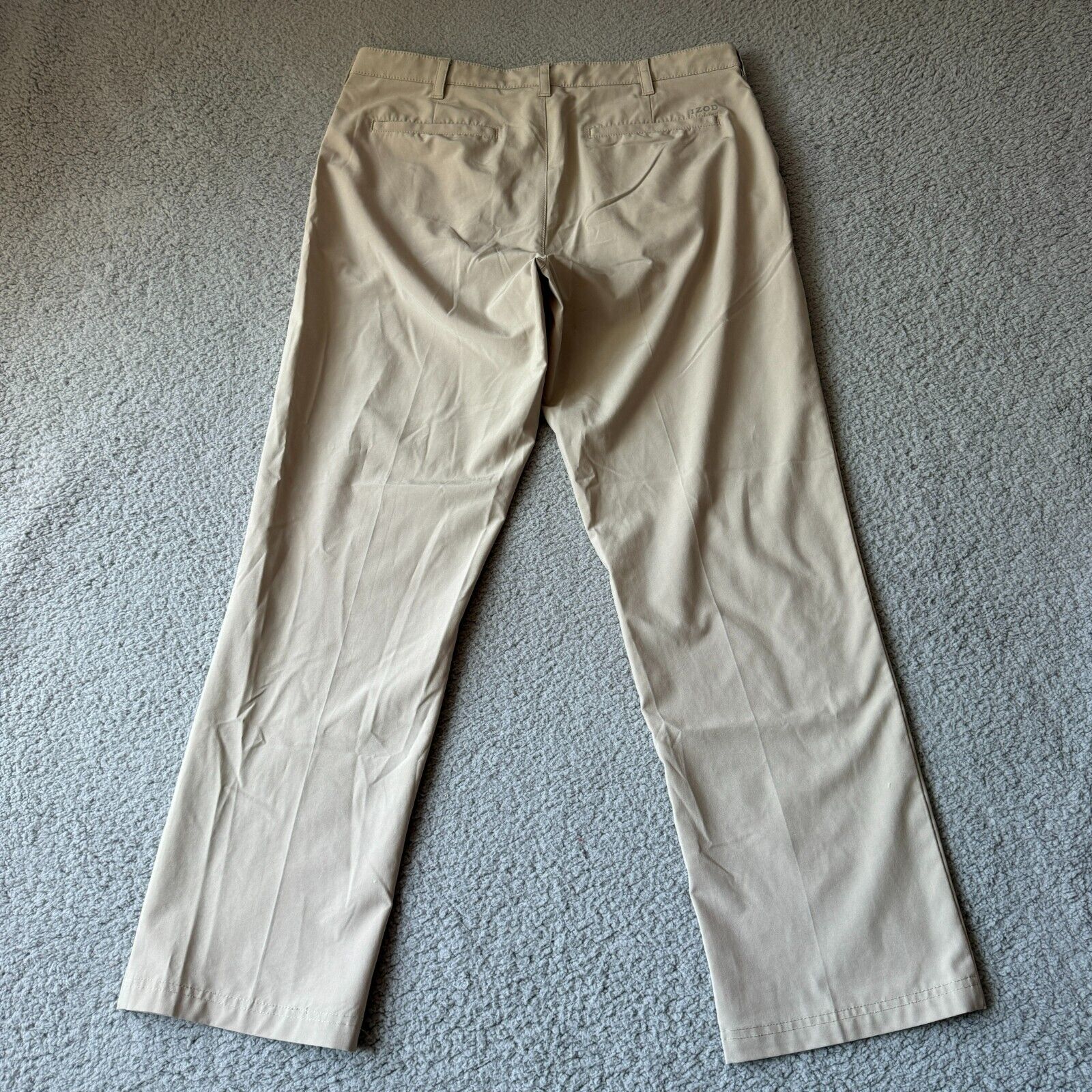 IZOD Golf Pants Mens 36x32 Beige Swingflex Straig… - image 2