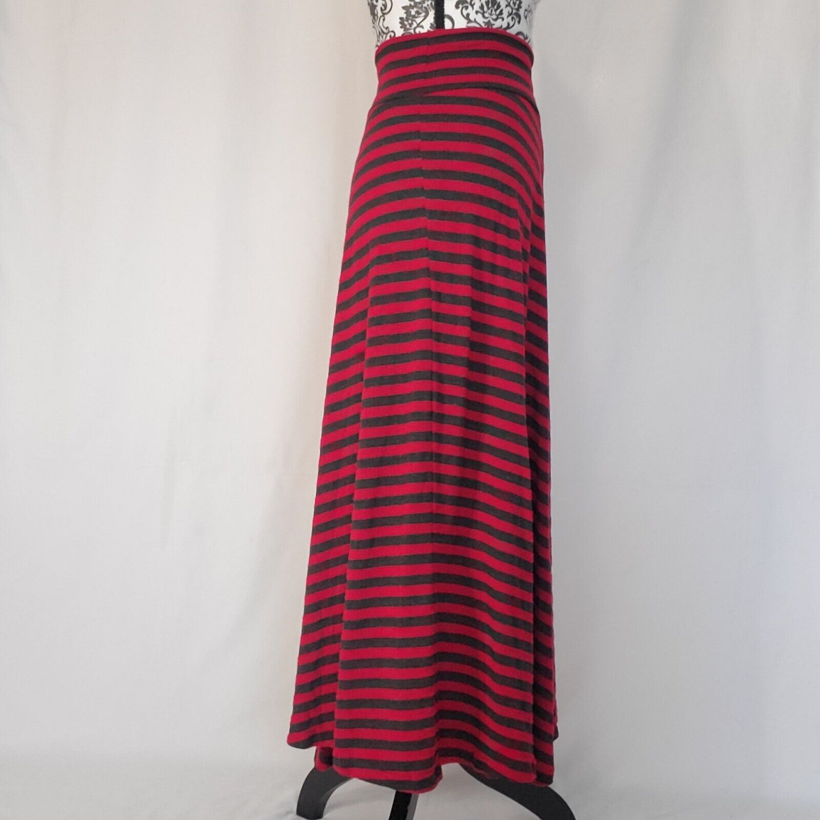 Red And Gray Black Striped Stretchy Maxi Skirt Si… - image 6