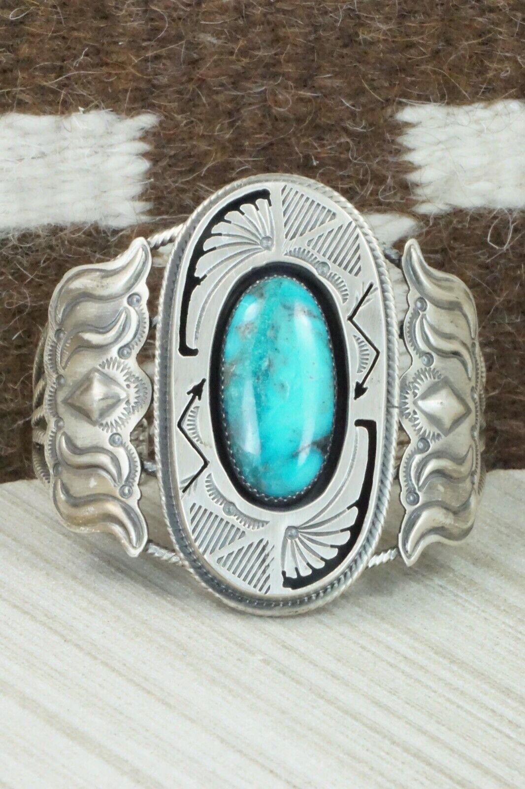 Turquoise and Sterling Silver Bracelet - Navajo - image 11