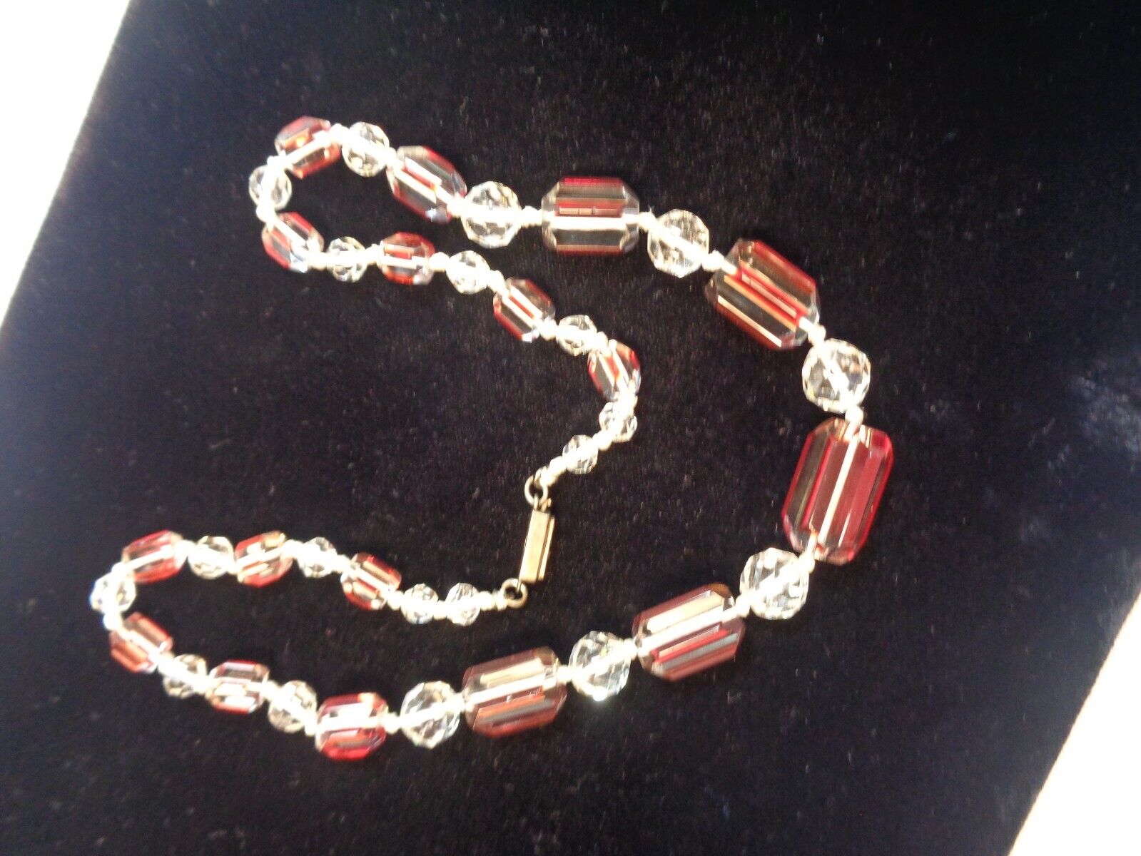 VIBRANT RED / Clear Carved Crystal Glass  Necklac… - image 2